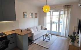 Nowy Apartament Wesoła